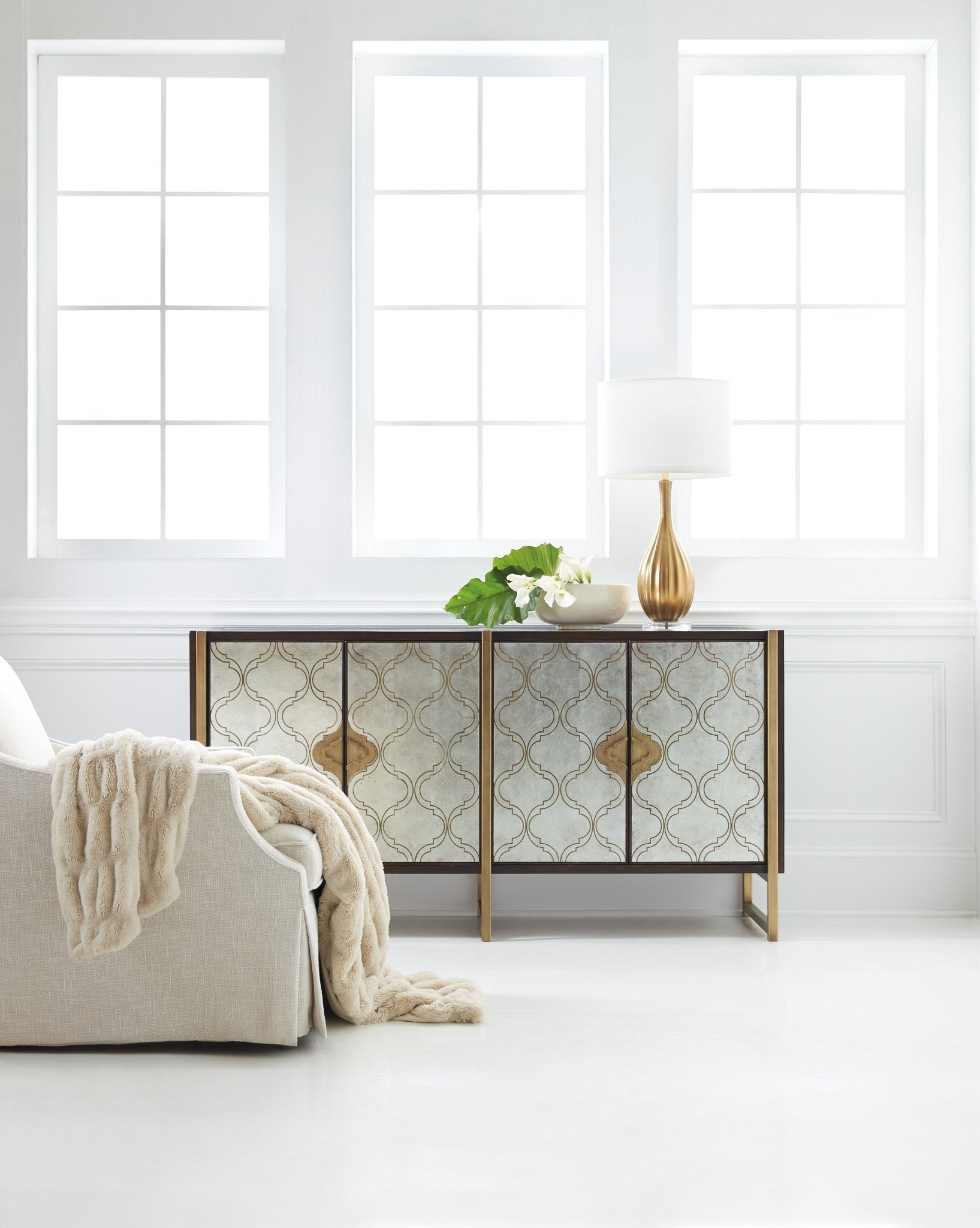 HookerMelange Classic Credenza