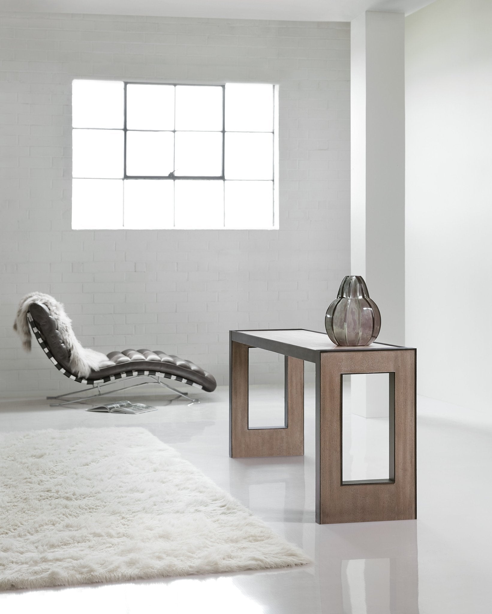 HookerMelange Joni Console