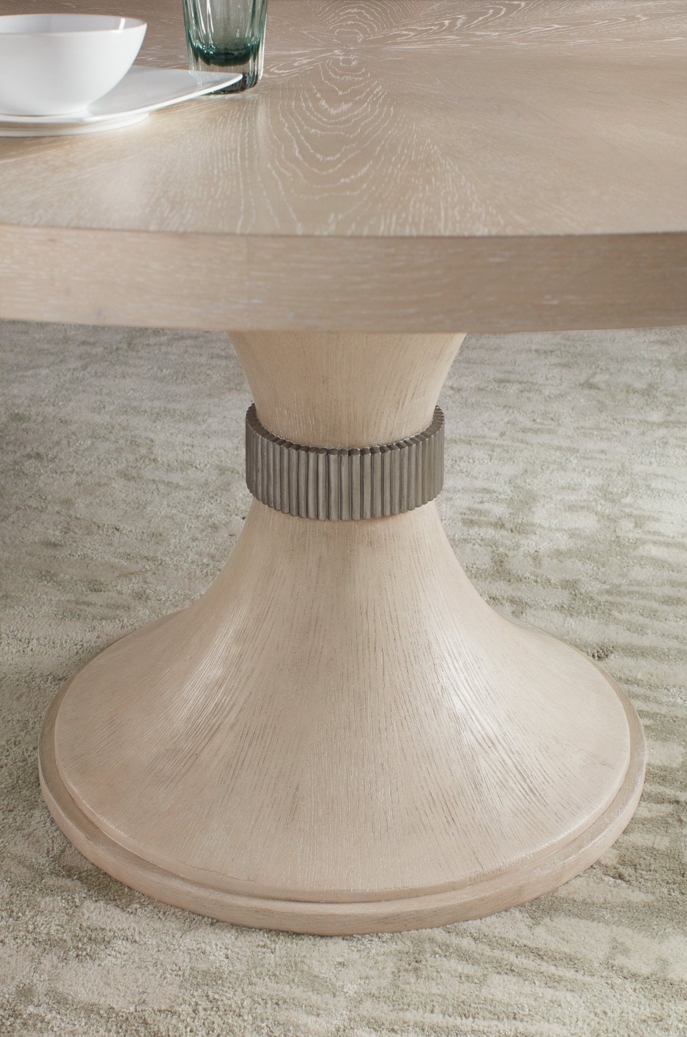 HookerNouveau Chic Round Pedestal Dining Table