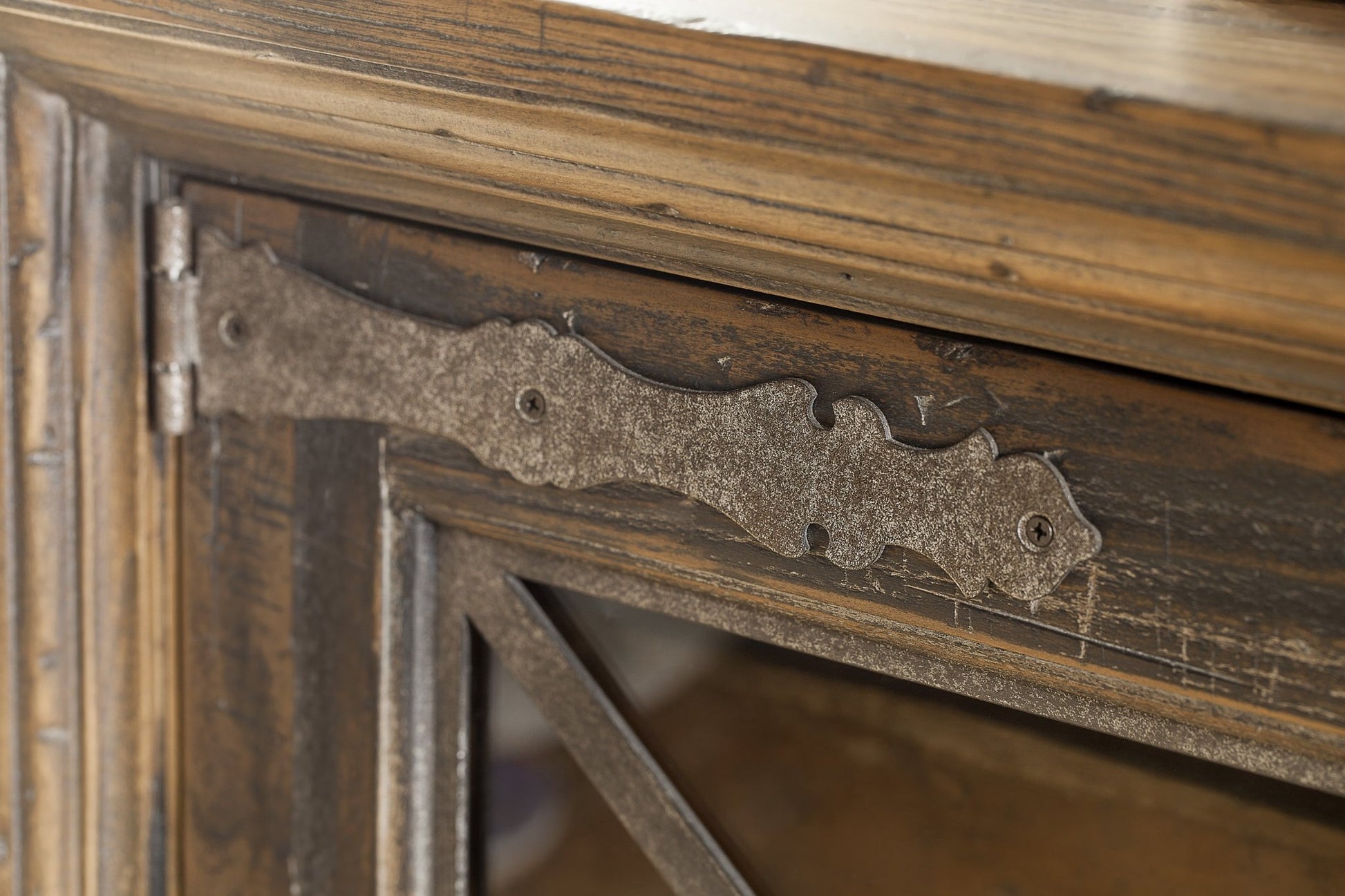 HookerPipe Creek Bunching Media Console