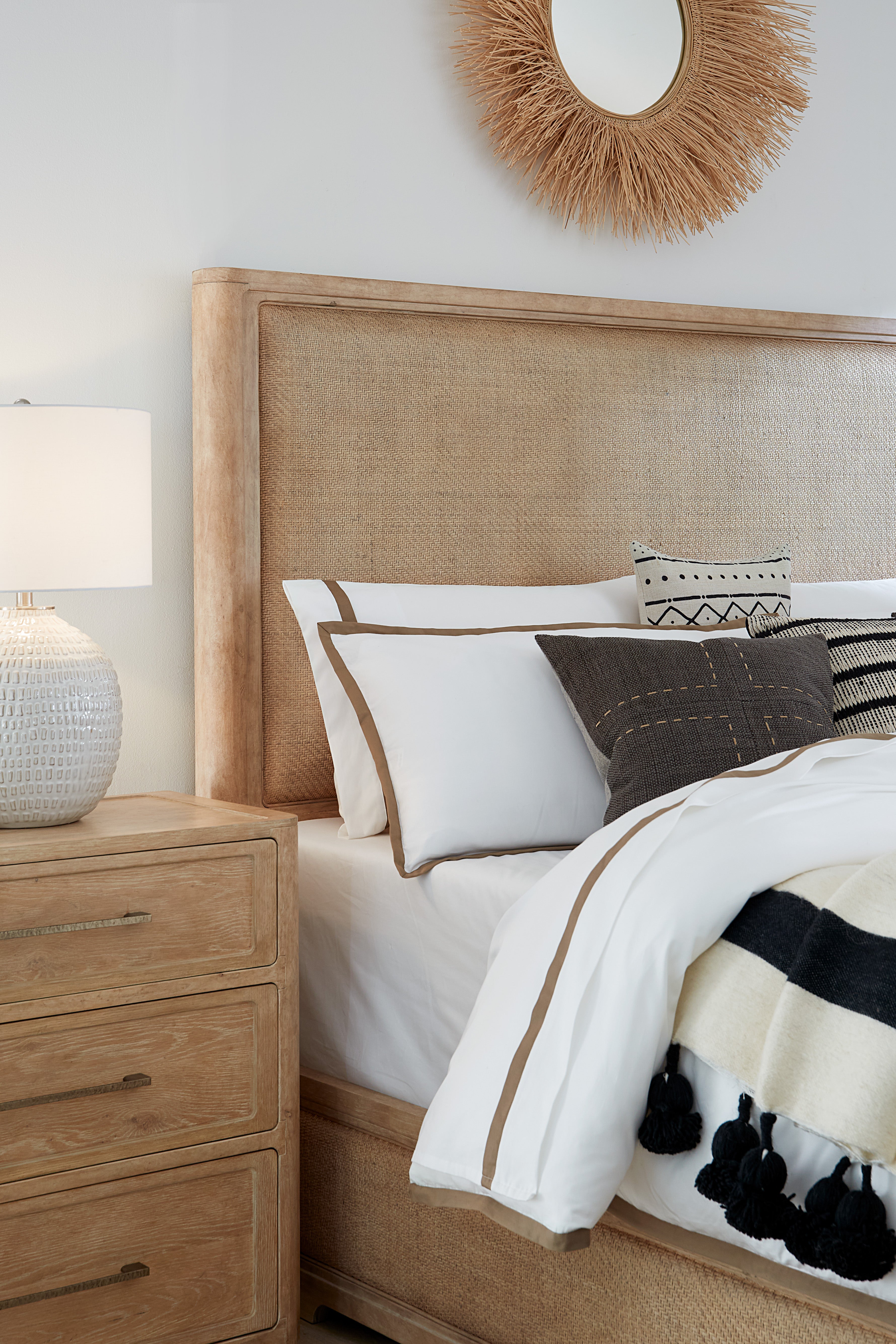 加州度假风特大号藤编床