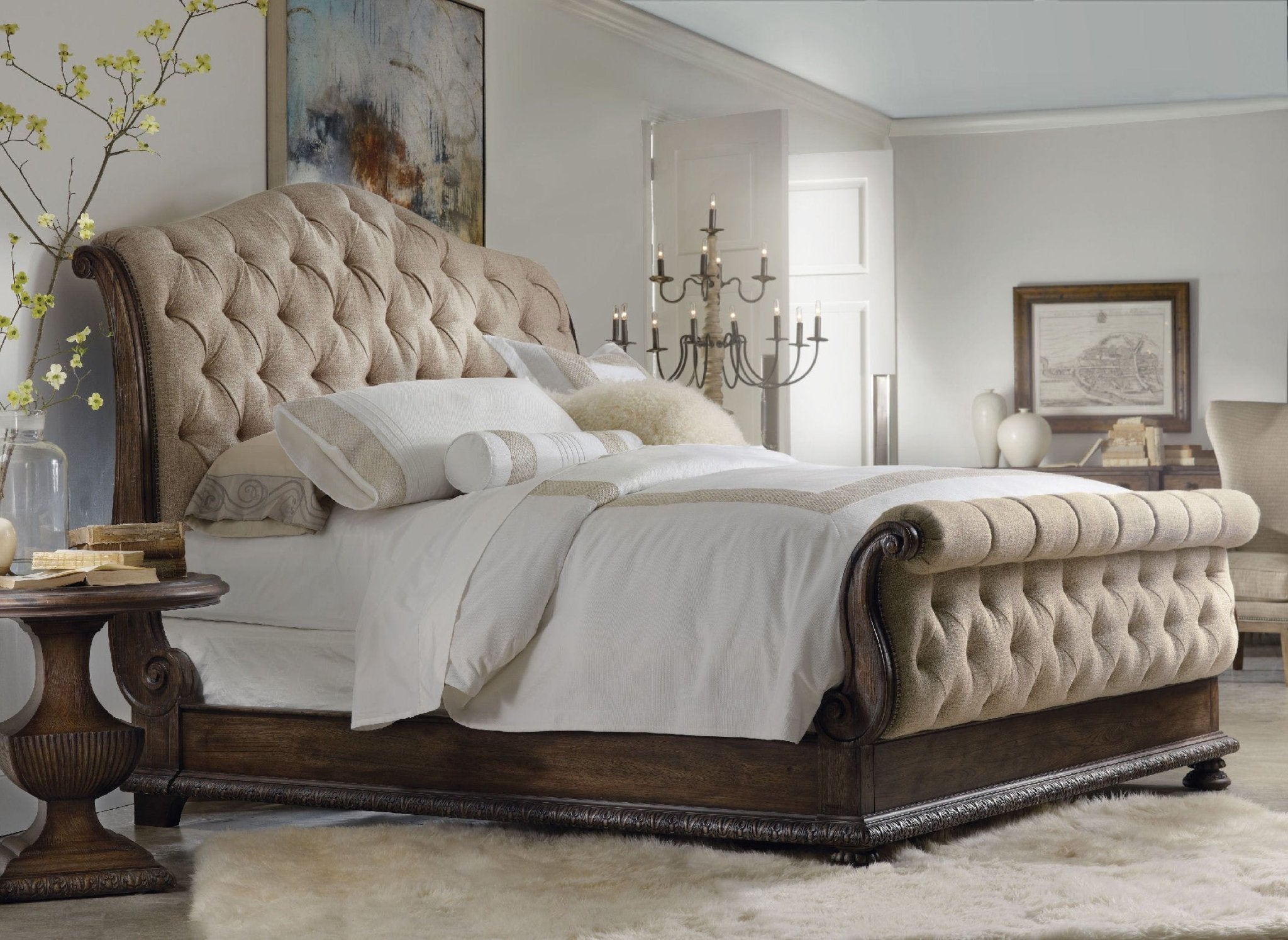 HookerRhapsody King Tufted Bed