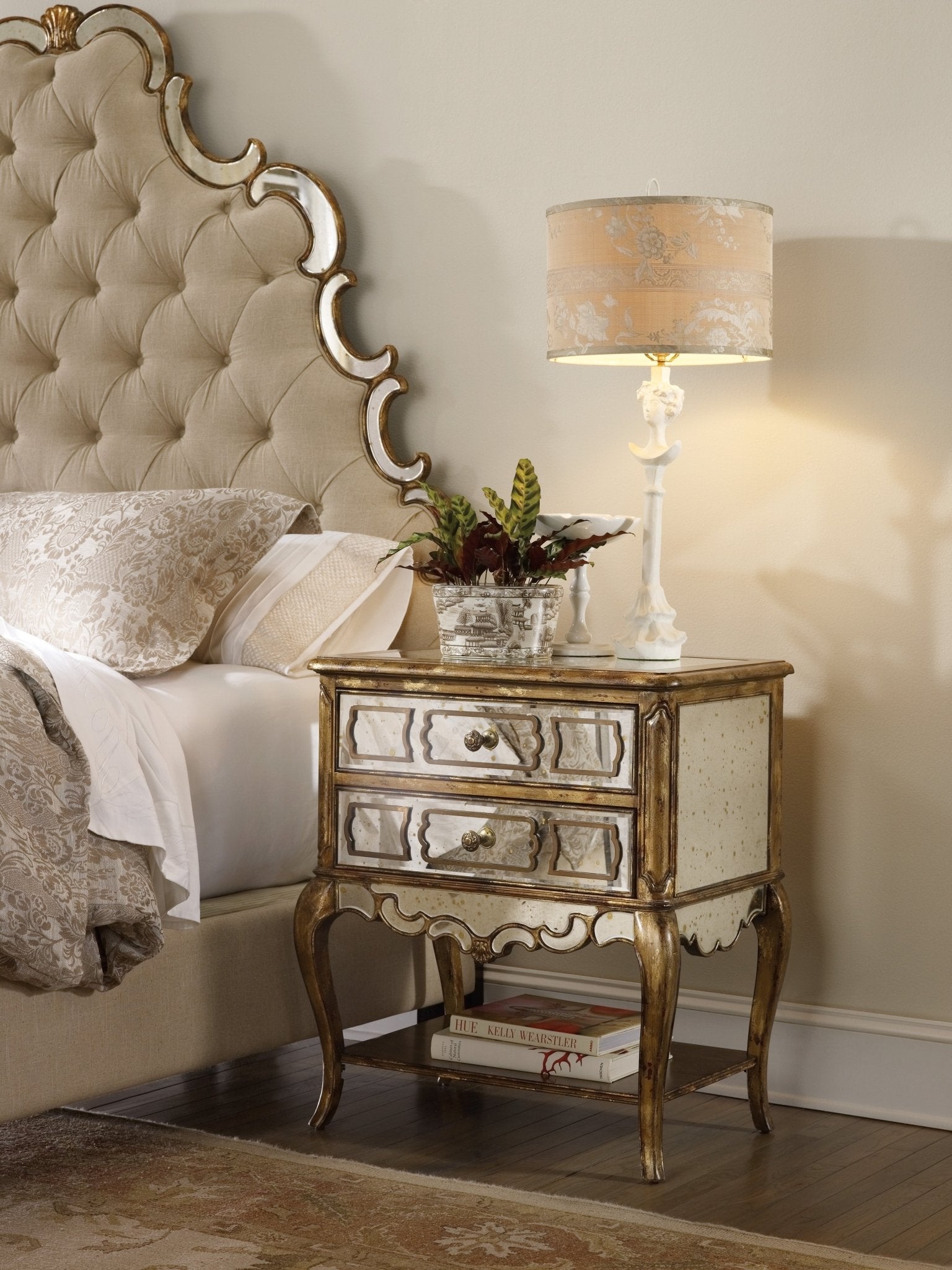HookerSanctuary Mirrored Leg Nightstand - Bling
