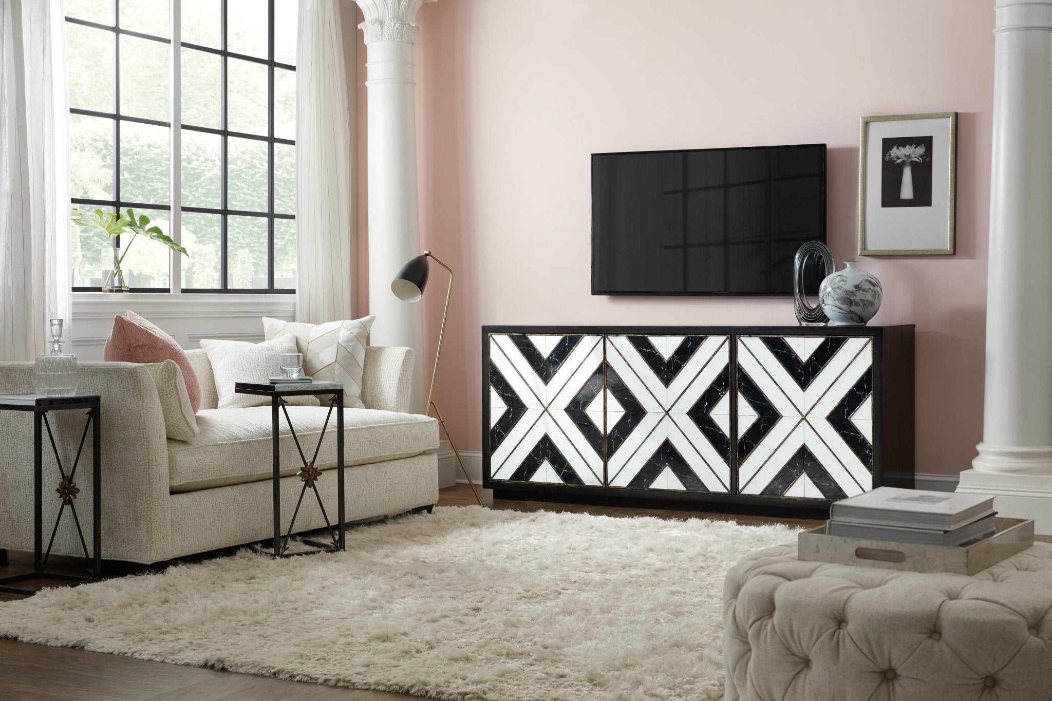 HookerSanctuary Noir Et Blanc Entertainment Console