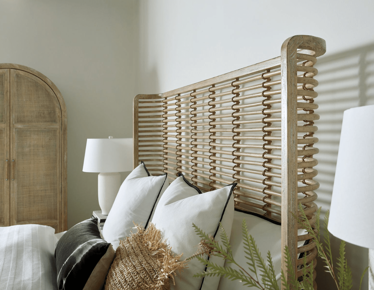 HookerSurfrider Queen Rattan Bed