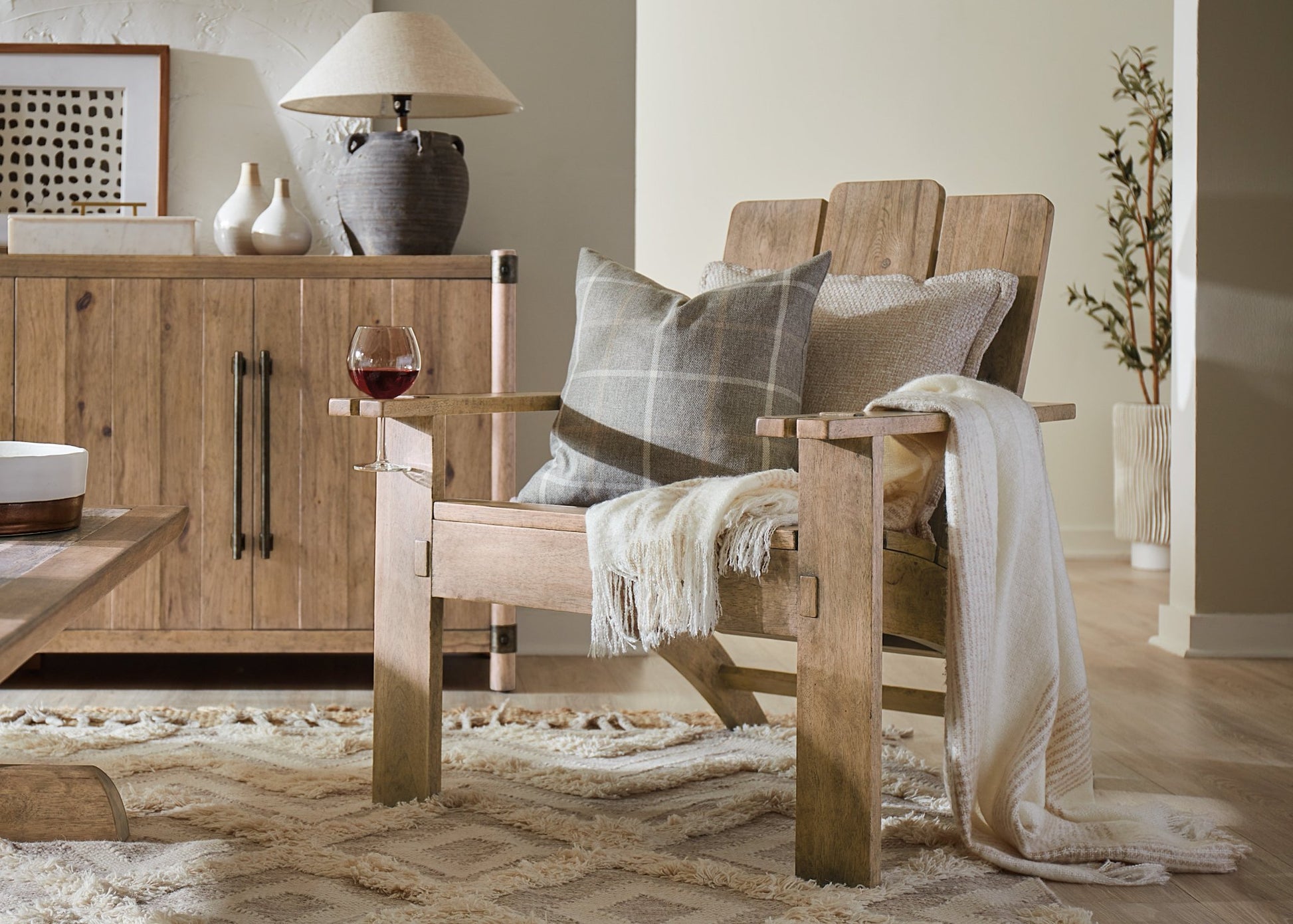 HookerVineyard Row Accent Chair