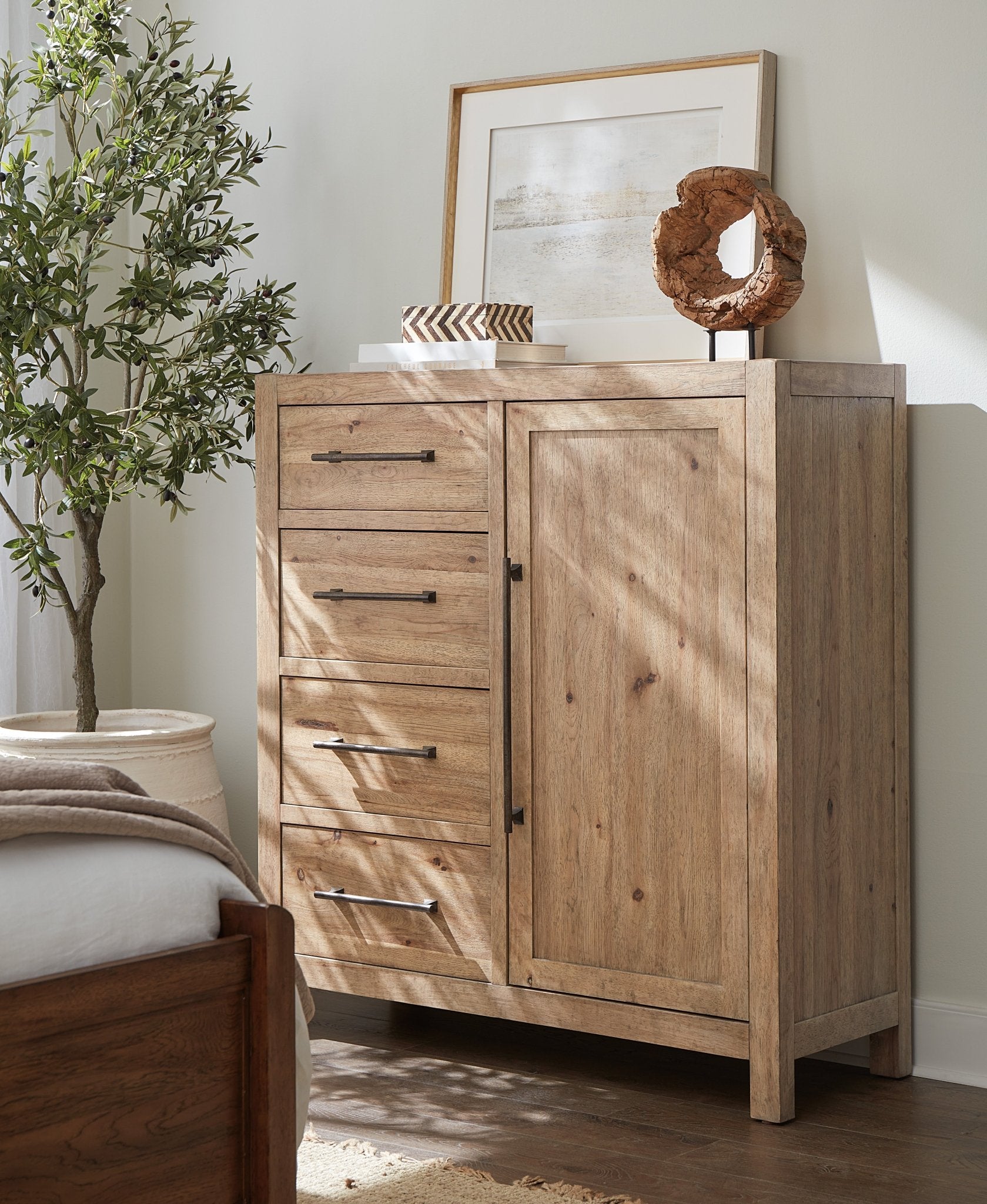 HookerVineyard Row Four - Drawer Door Chest