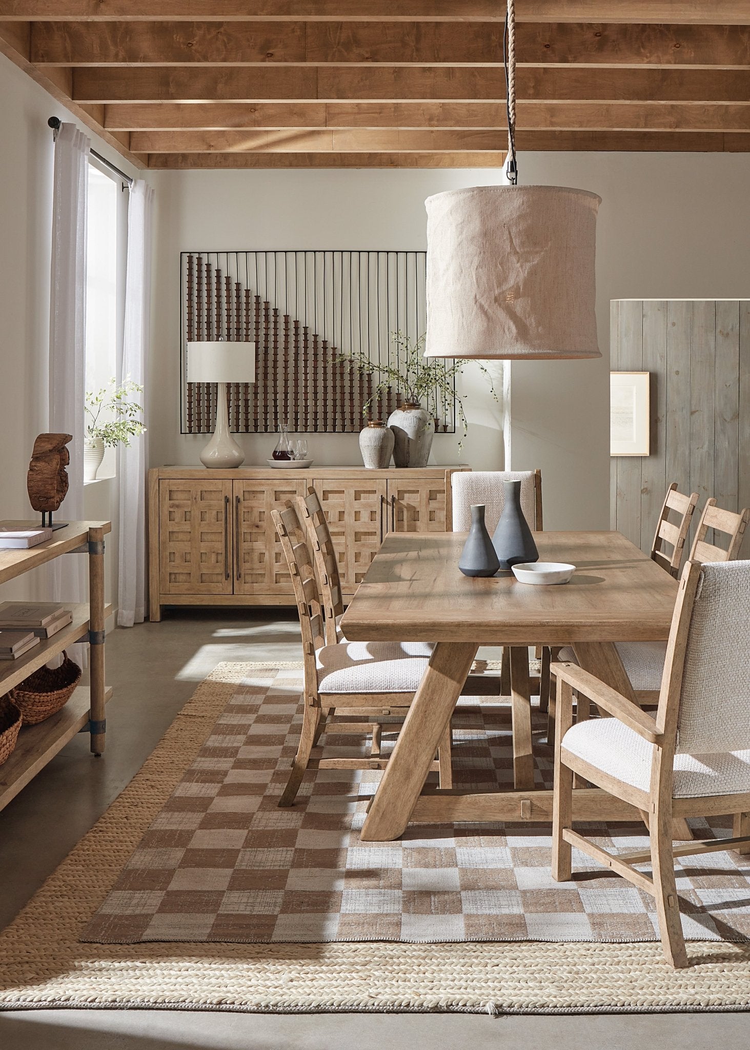 HookerVineyard Row Rectangle Dining Table with Two 20 - inch Leaves