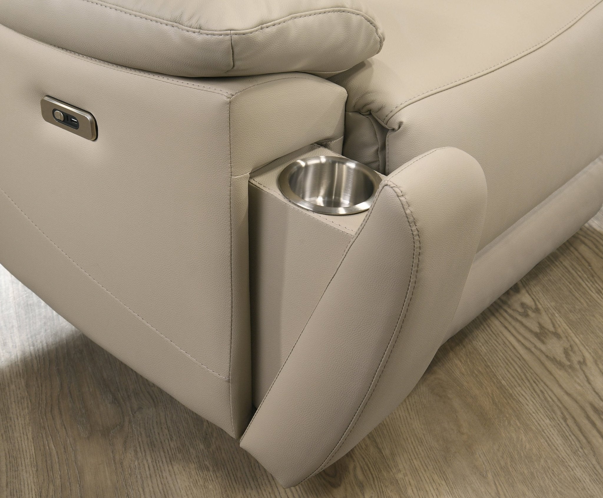 IFDCIF - 8162 - C Recliner