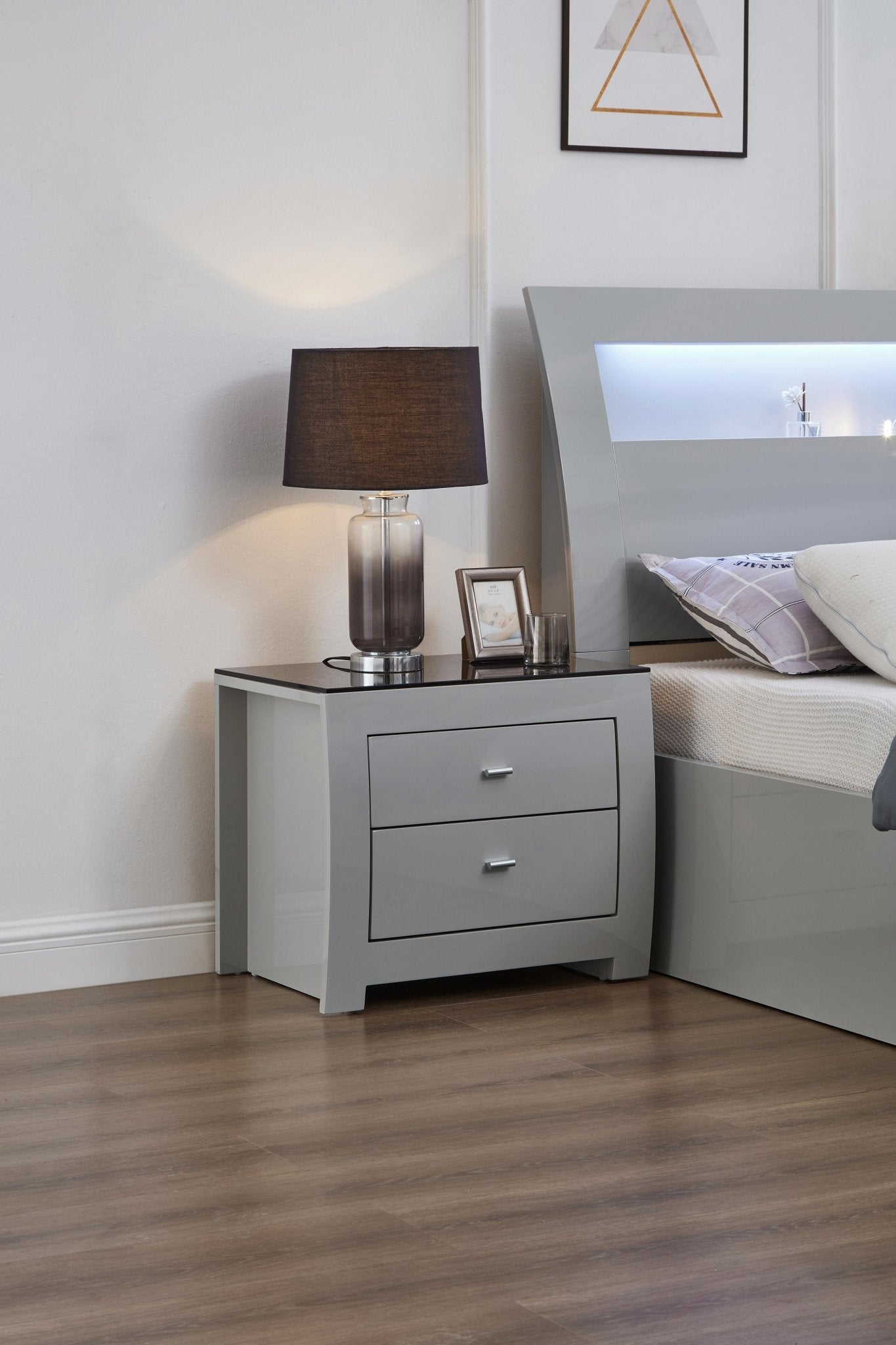 IFDCNew York Bed Set