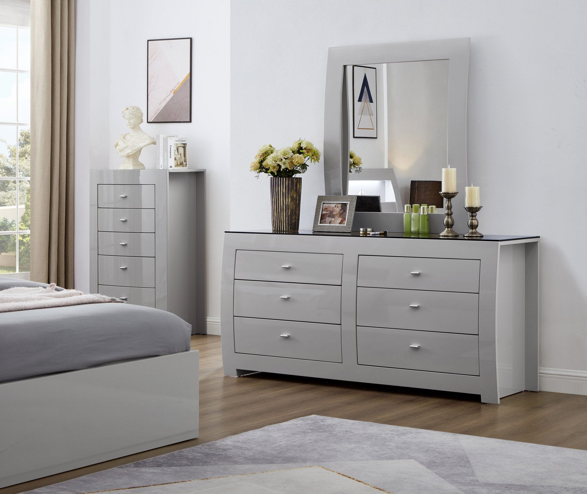 IFDCNew York Bed Set