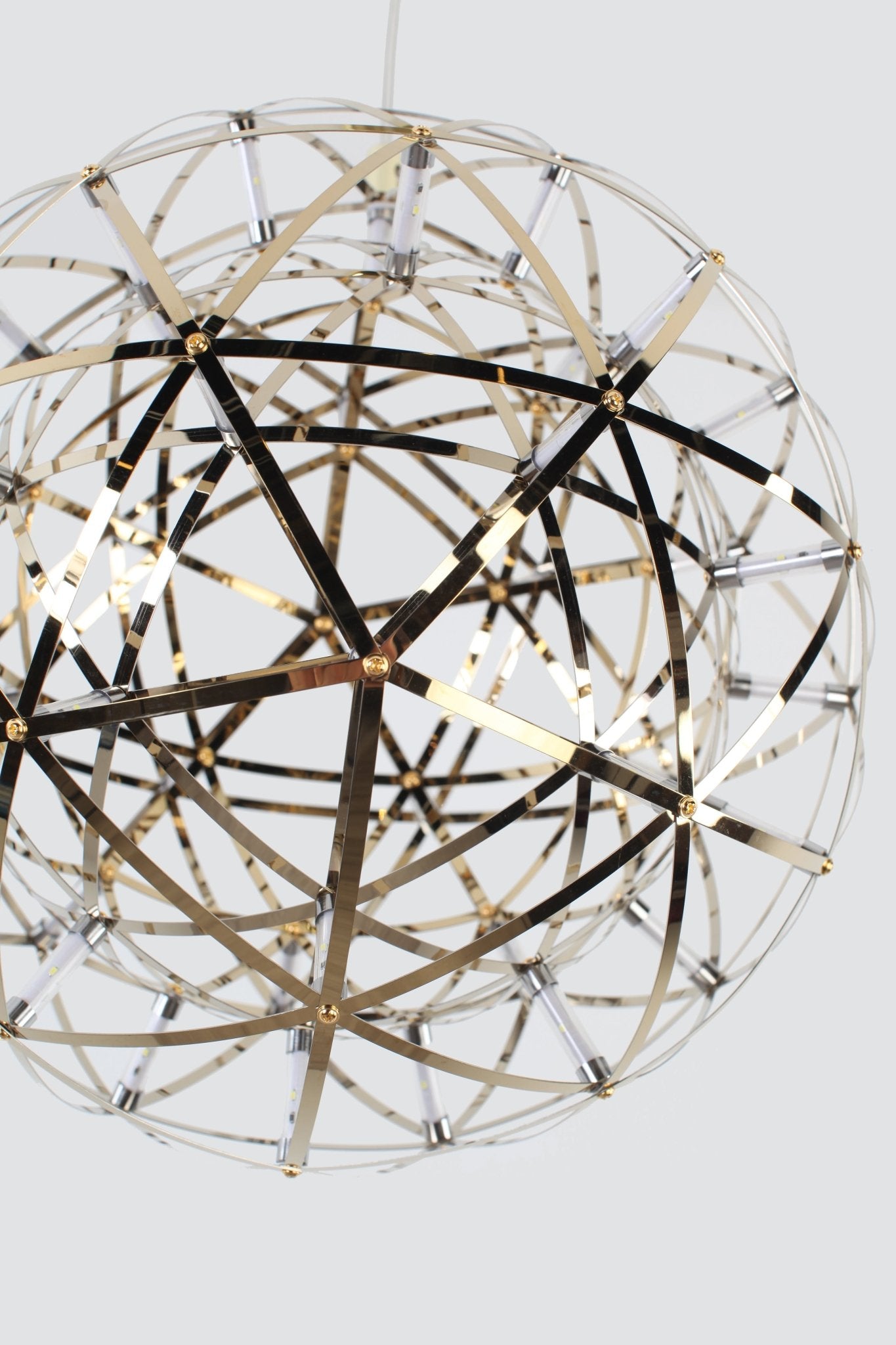 Modern ConceptHundreds of Circles Pendant Light 16" GD