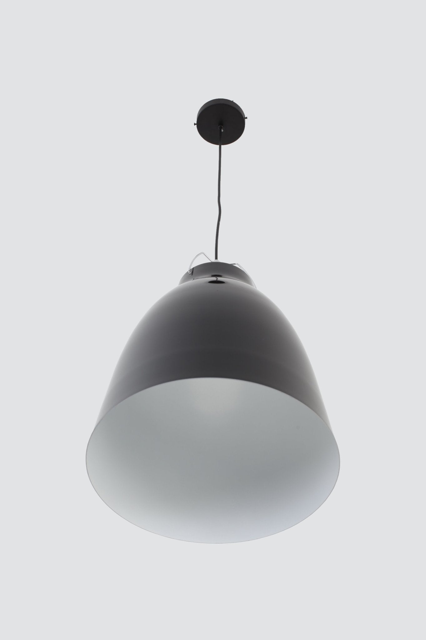 Modern ConceptPiper Single Pendant Large