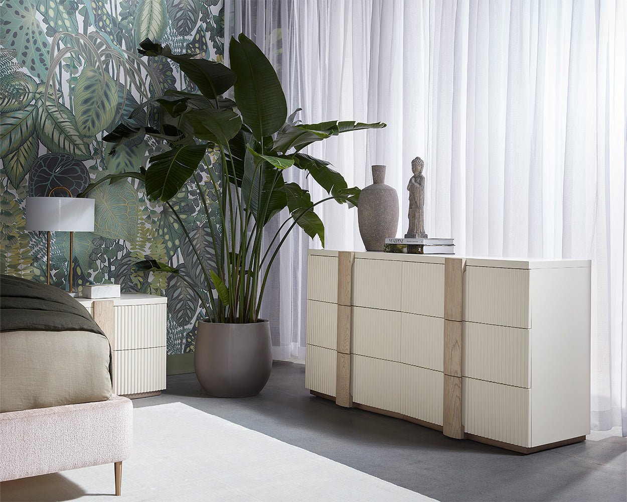 SunpanVenetta Dresser