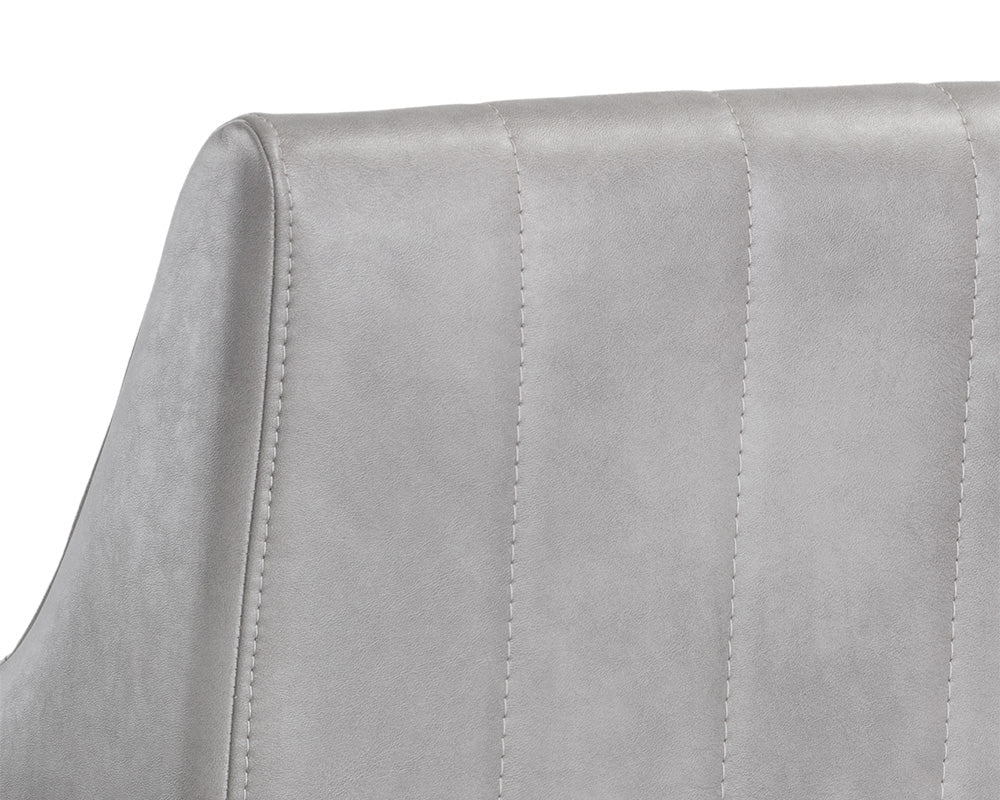 SunpanWolfe Lounge Chair